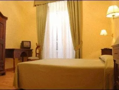 **  Hotel Fiori Roma Italia