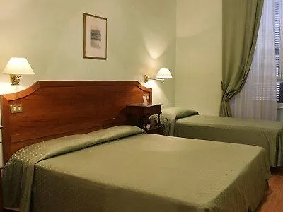 Hotel Fiori Roma 2*,