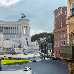 Apartment Amazing Piazza Venezia, Rome