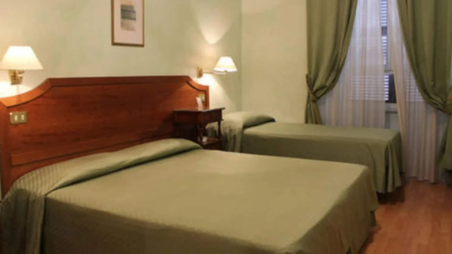 Hotel Fiori Rome