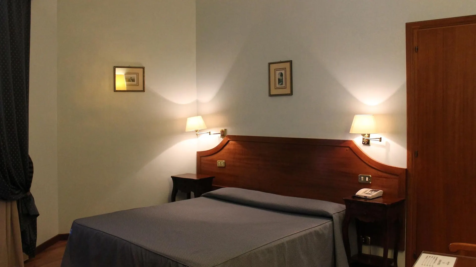 Hotel Fiori Rome