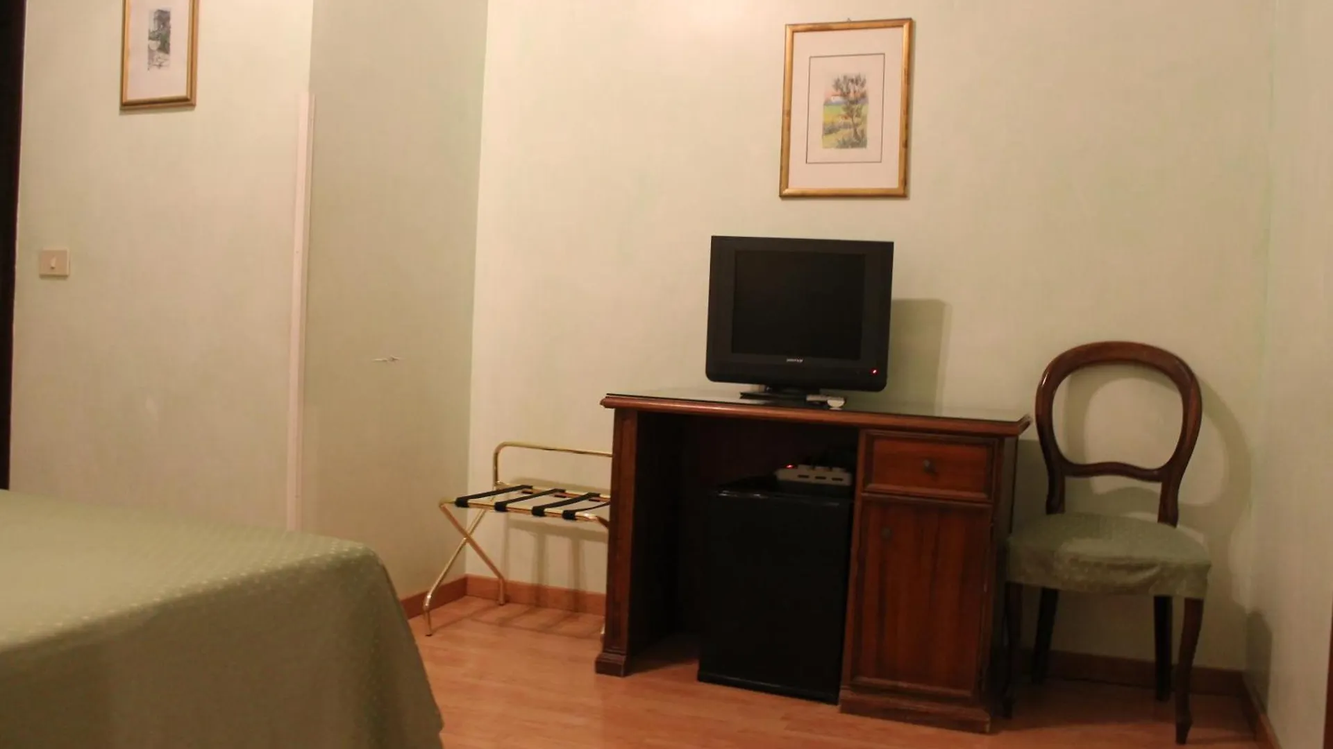 Hotel Fiori Rome
